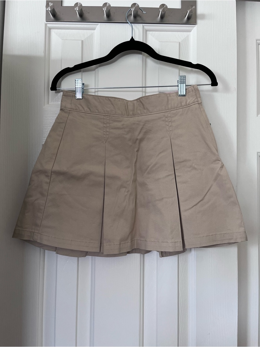 GAP Classic Pleated Girls Uniform Skort, NWT